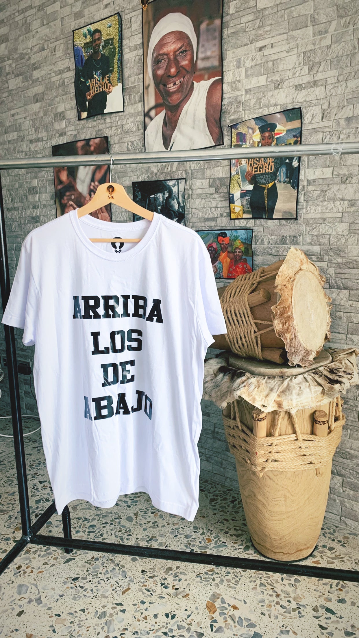 Camiseta estampada blanca talla S Arriba los de Abajo