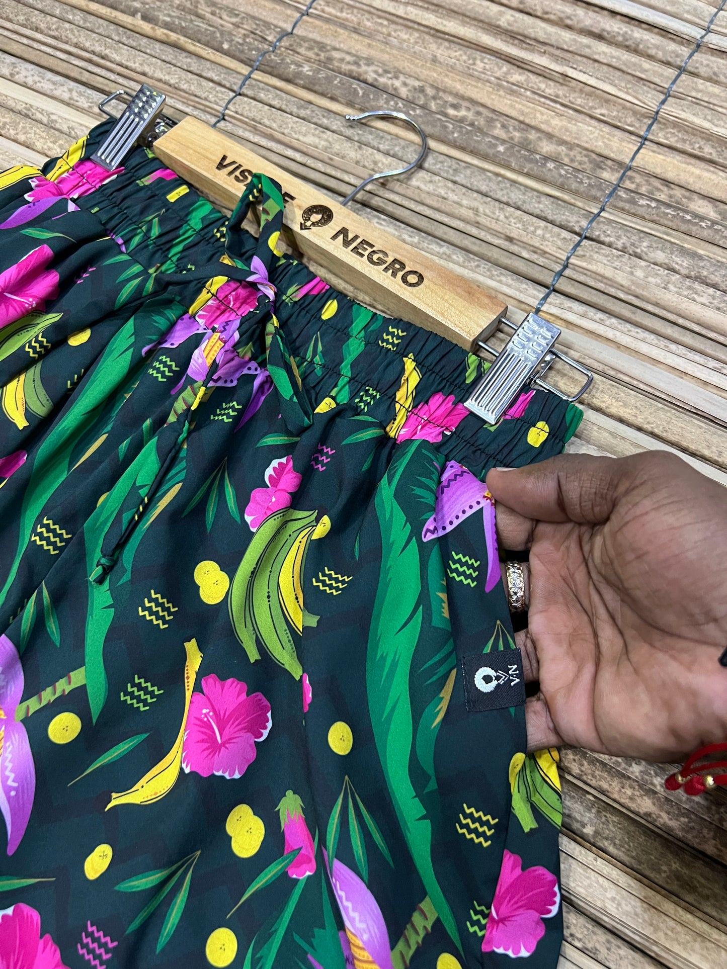 Pantalón Estampado Unisex Bota Ancha Diseño La taja.
