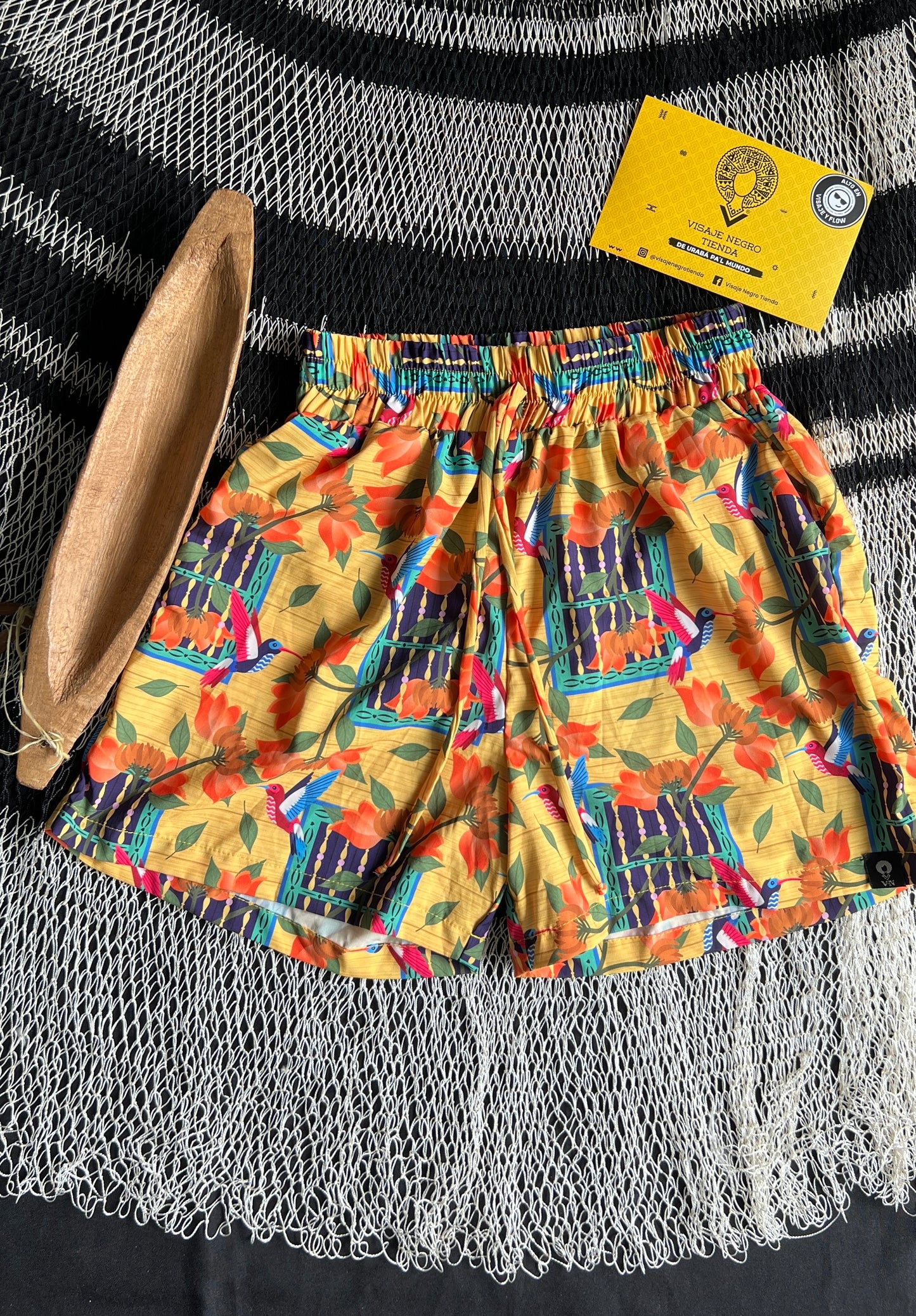 Short-mochibiris estampado Ventana Bolillo – diseño étnico colombiano Visaje Negro