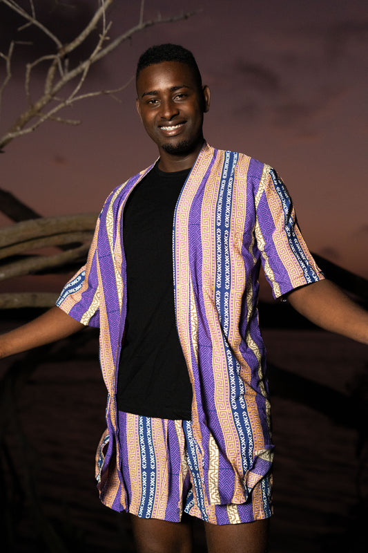 Kimono corto sin género estampado Tierra viva– 100% viscosa fresca | Visaje Negro – diseño étnico colombiano Visaje Negro