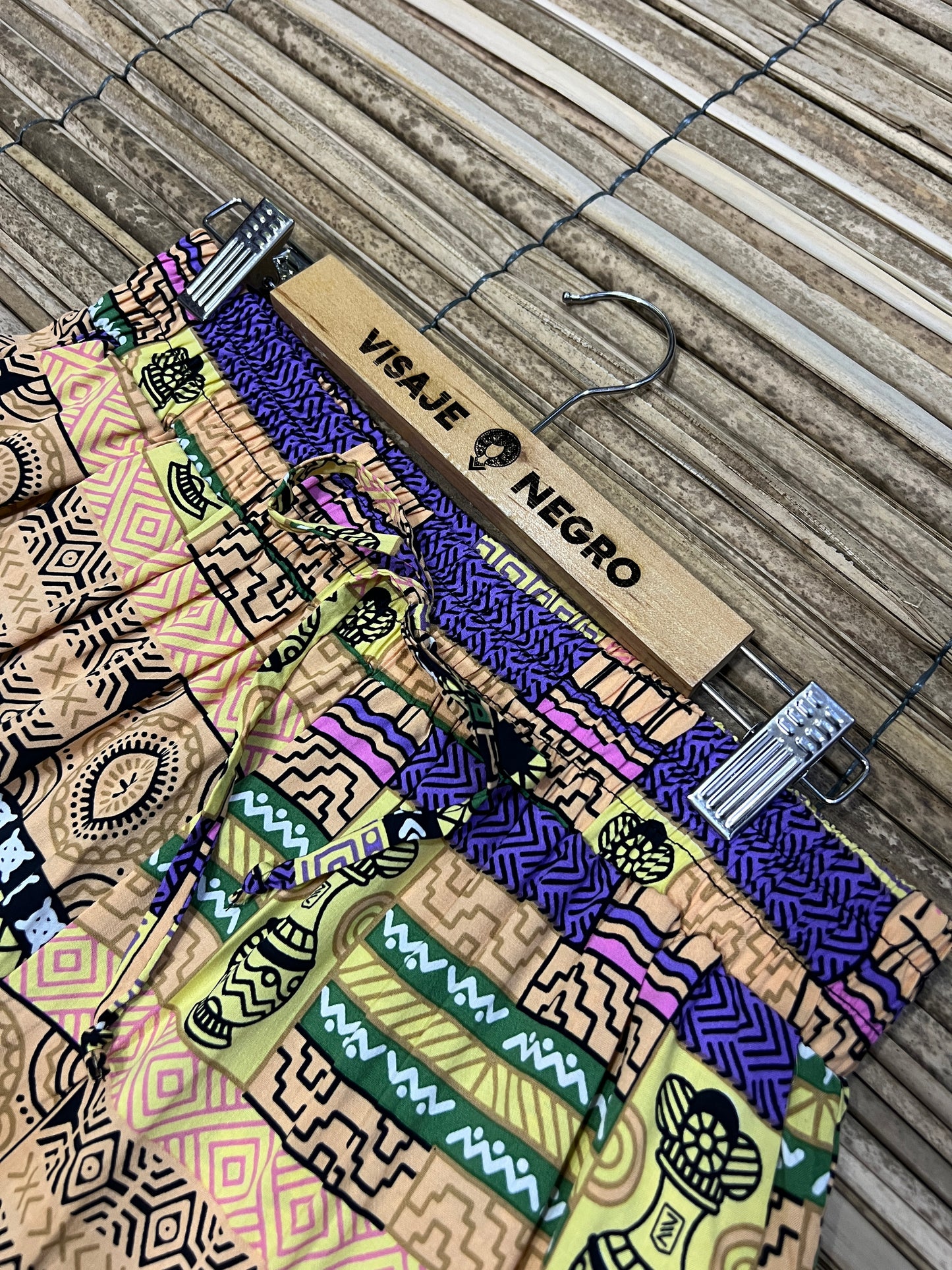 Pantalón estampado unisex Bota Ancha Diseño Artesanos