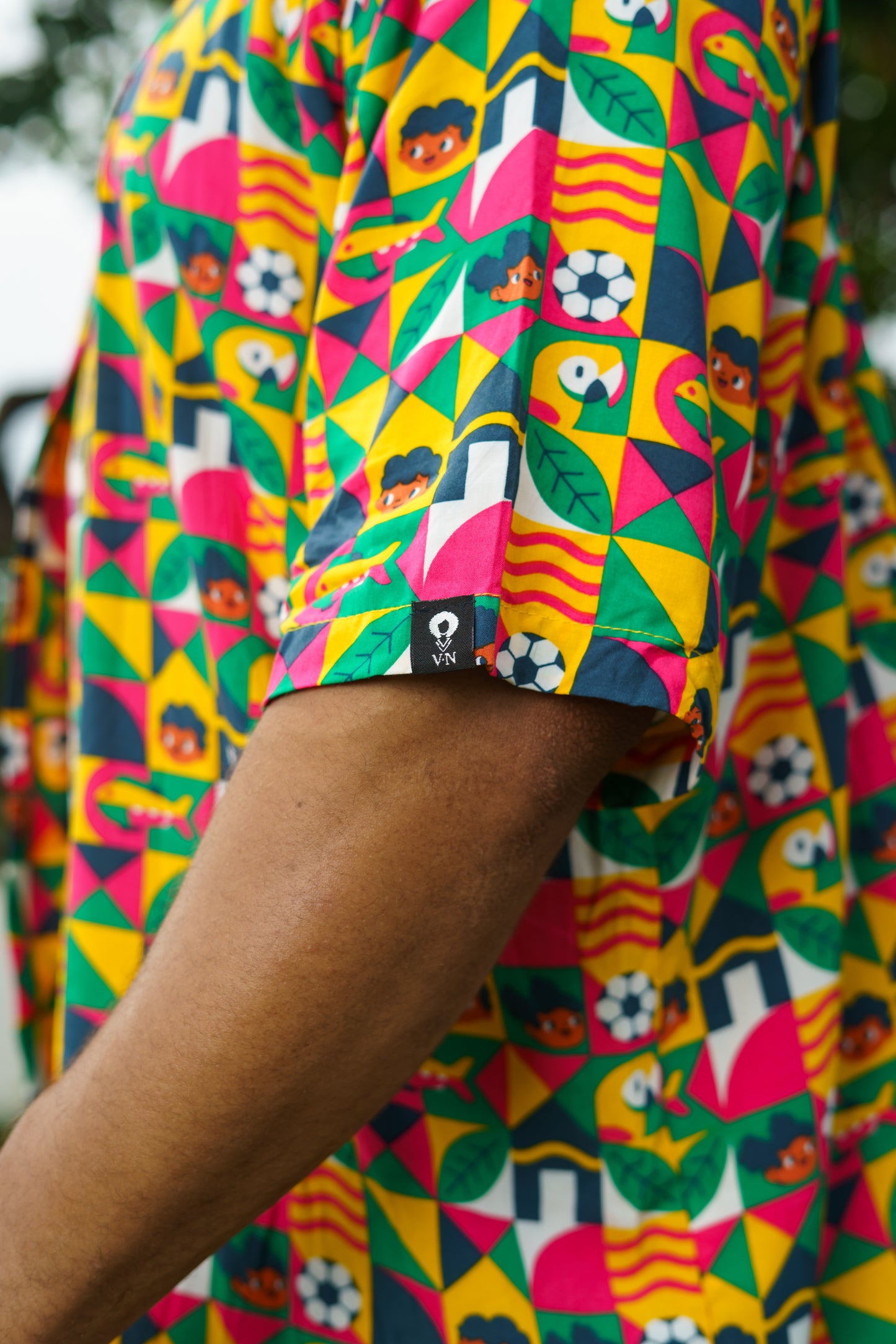 Camisa Unisex cuello Nerú estampado Obrero