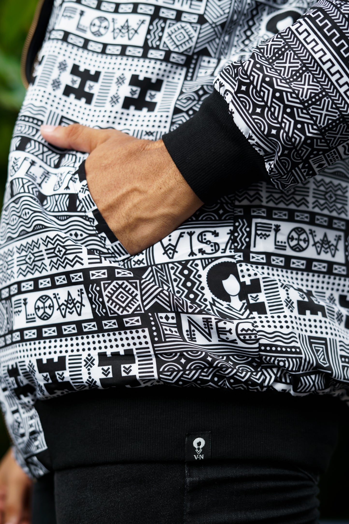 Chaqueta estampada reversible Cultura Afrofuturista