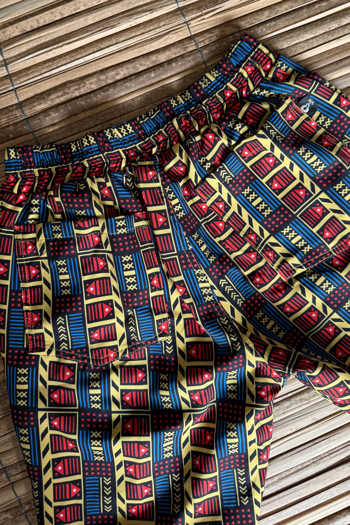 Pantalón unisex Estampado Diseño Vaivén de peces