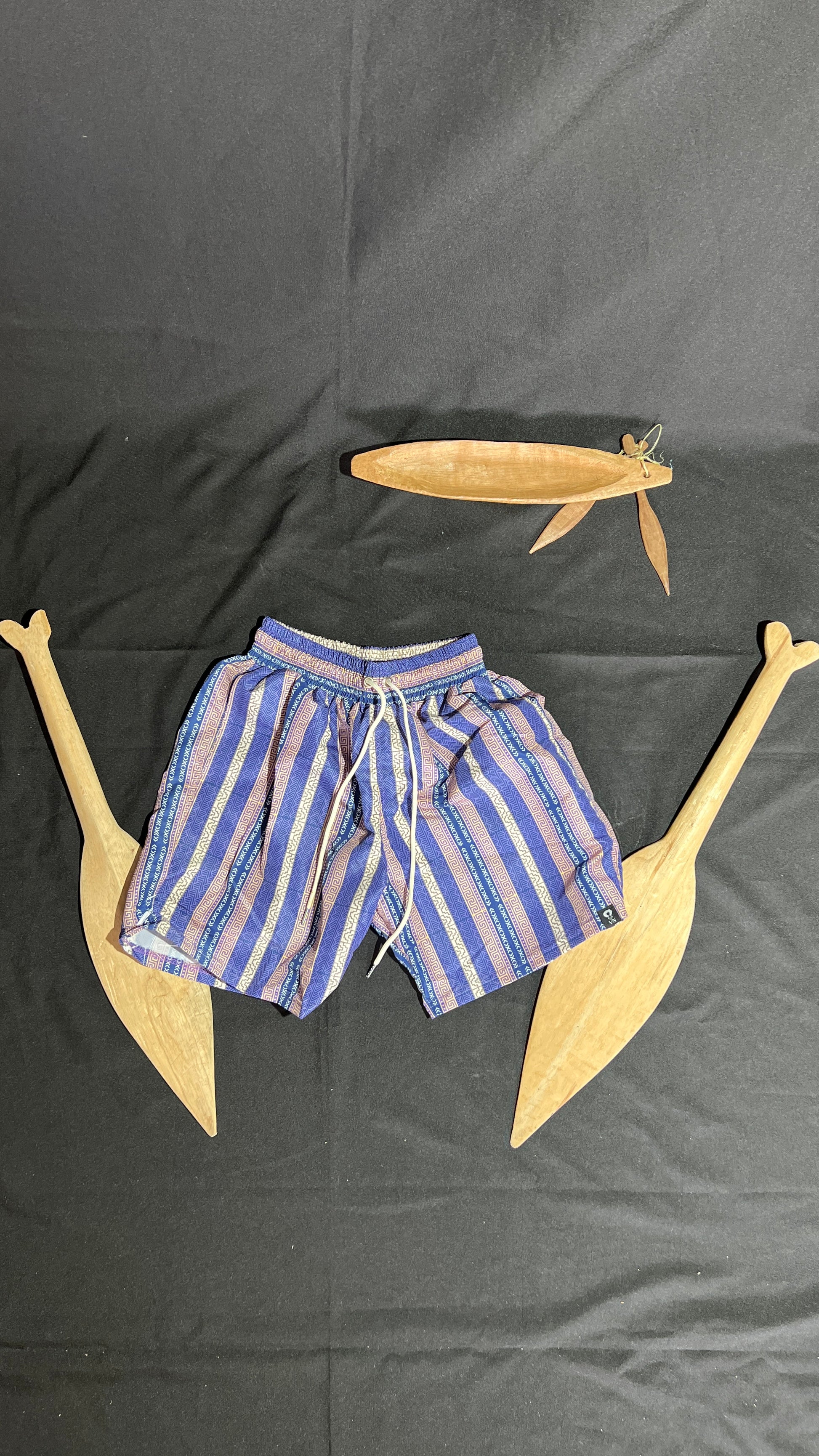 Pantaloneta de baño- Tierra viva – diseño étnico colombiano Visaje Negro