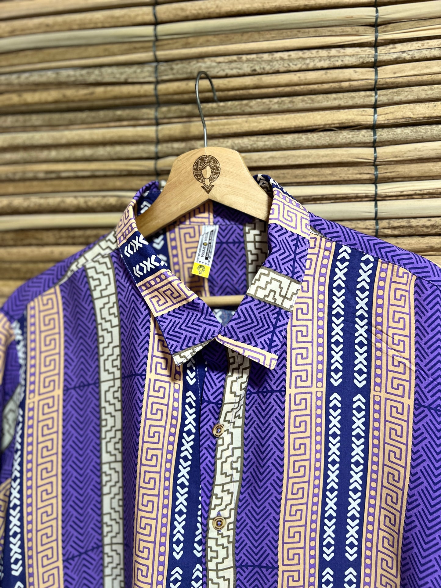 Camisa Tierra Viva- Cuello Inglés- Ropa Afro Colombiana – diseño étnico colombiano Visaje Negro