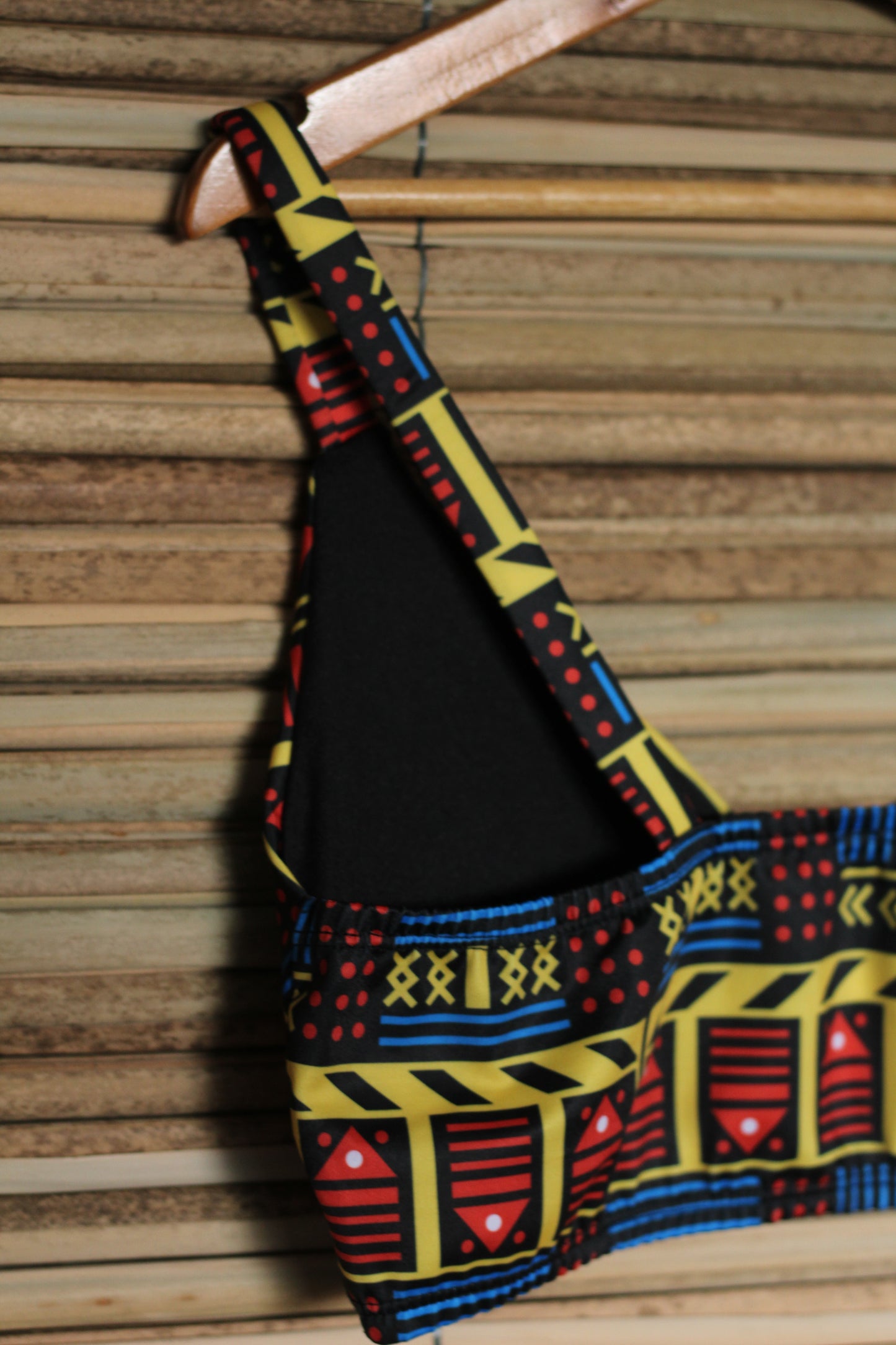 Top Vaivén de Peces - Ropa Afro Colombiana – diseño étnico colombiano Visaje Negro