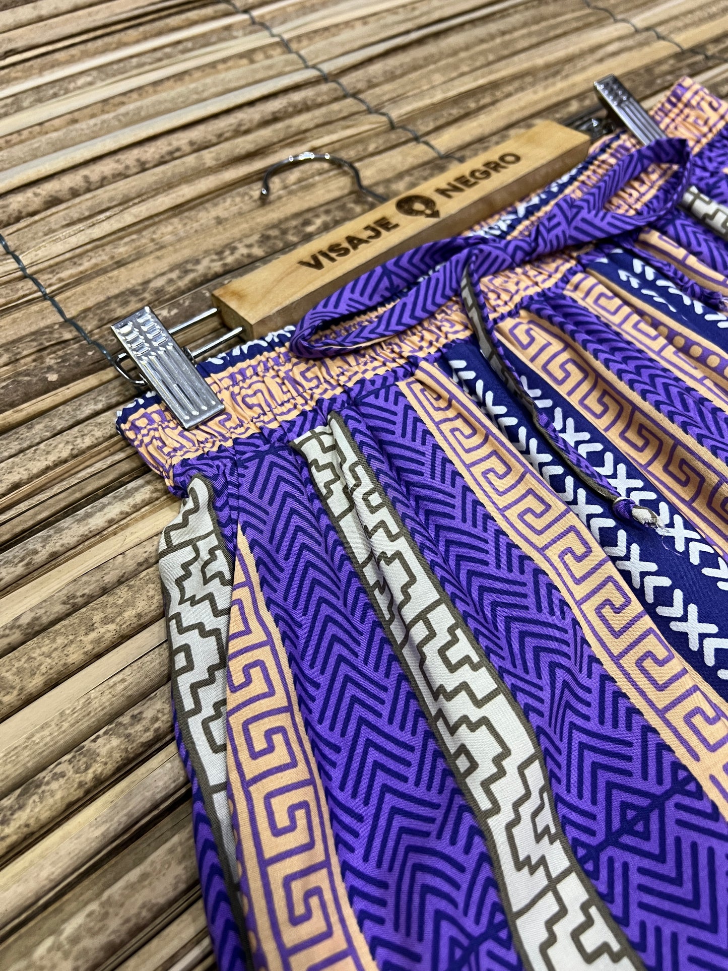 Pantalón estampado unisex Bota Ancha  Diseño Tierra Viva