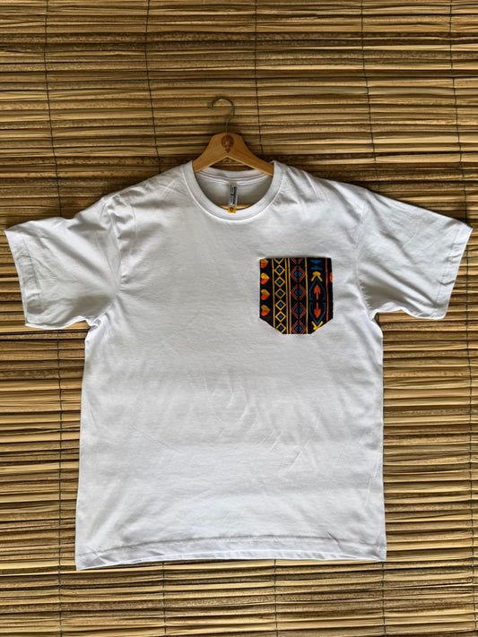 Camiseta blanca talla XL bolsillo diseño El Alba