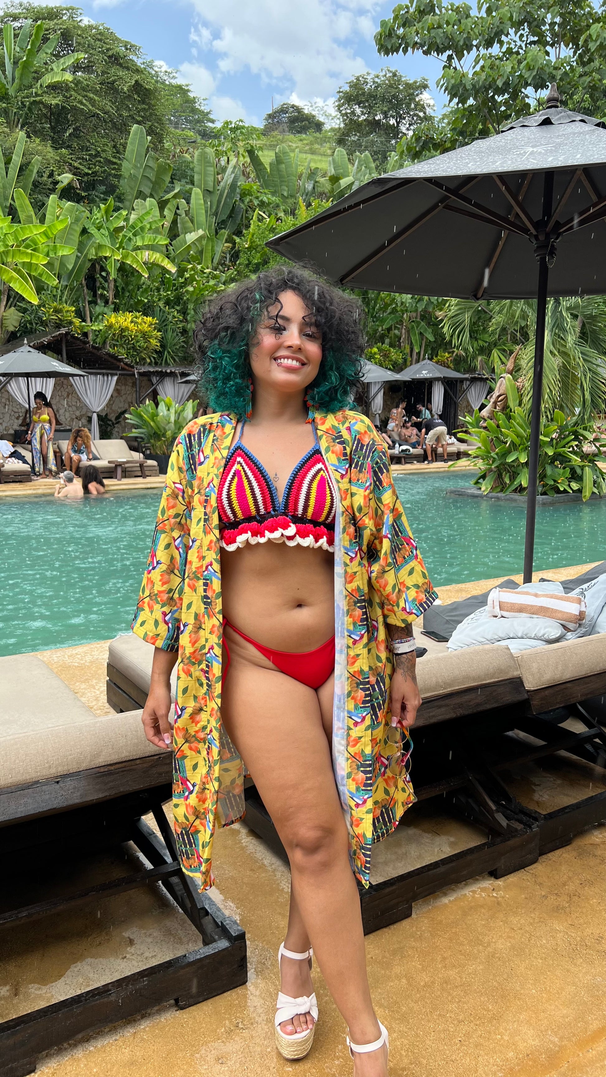 Kimono corto sin género- Diseño Ventana de bolillo – diseño étnico colombiano Visaje Negro