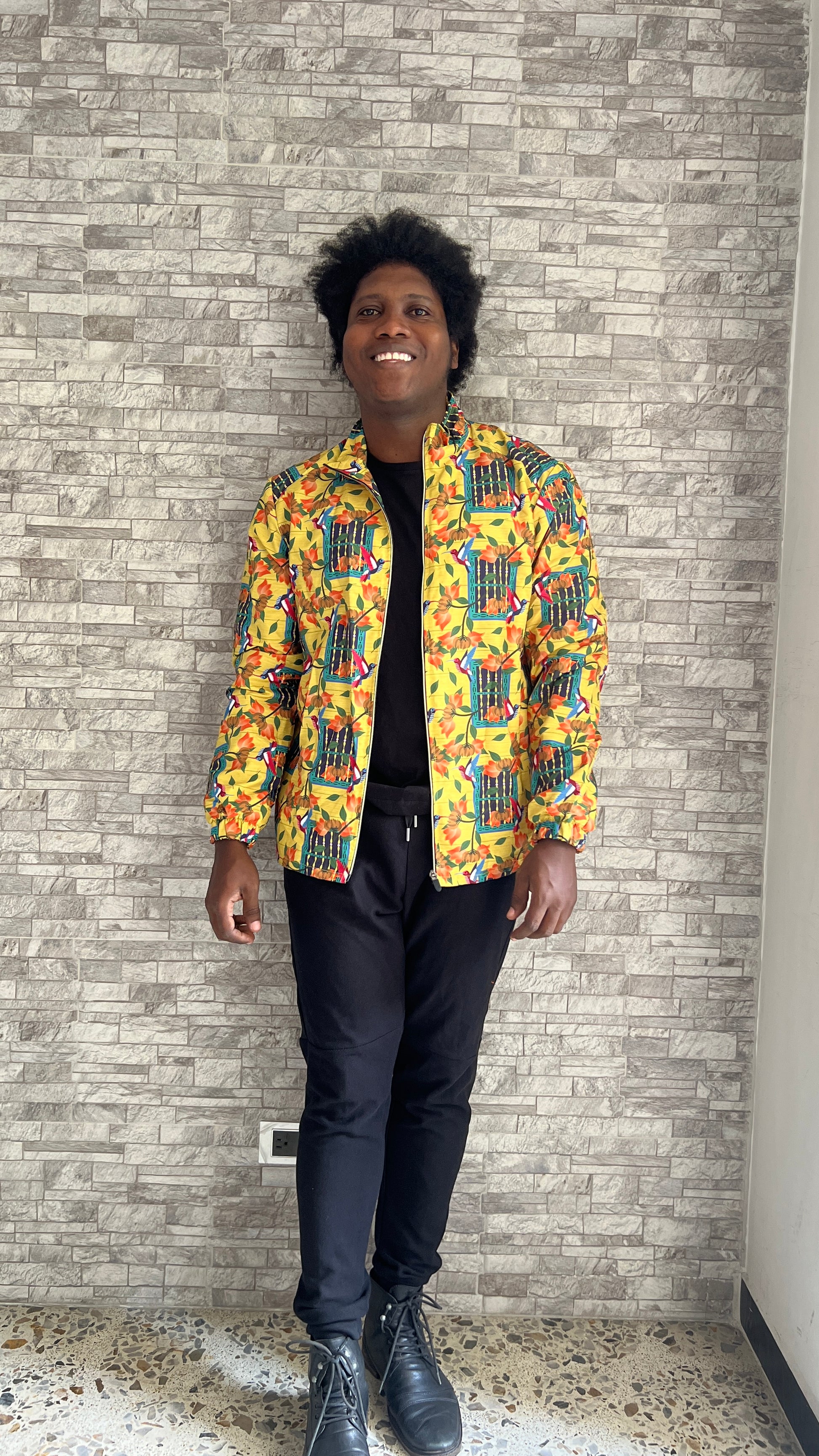 Chaqueta de lluvia-  Ventana Bolillo – diseño étnico colombiano Visaje Negro