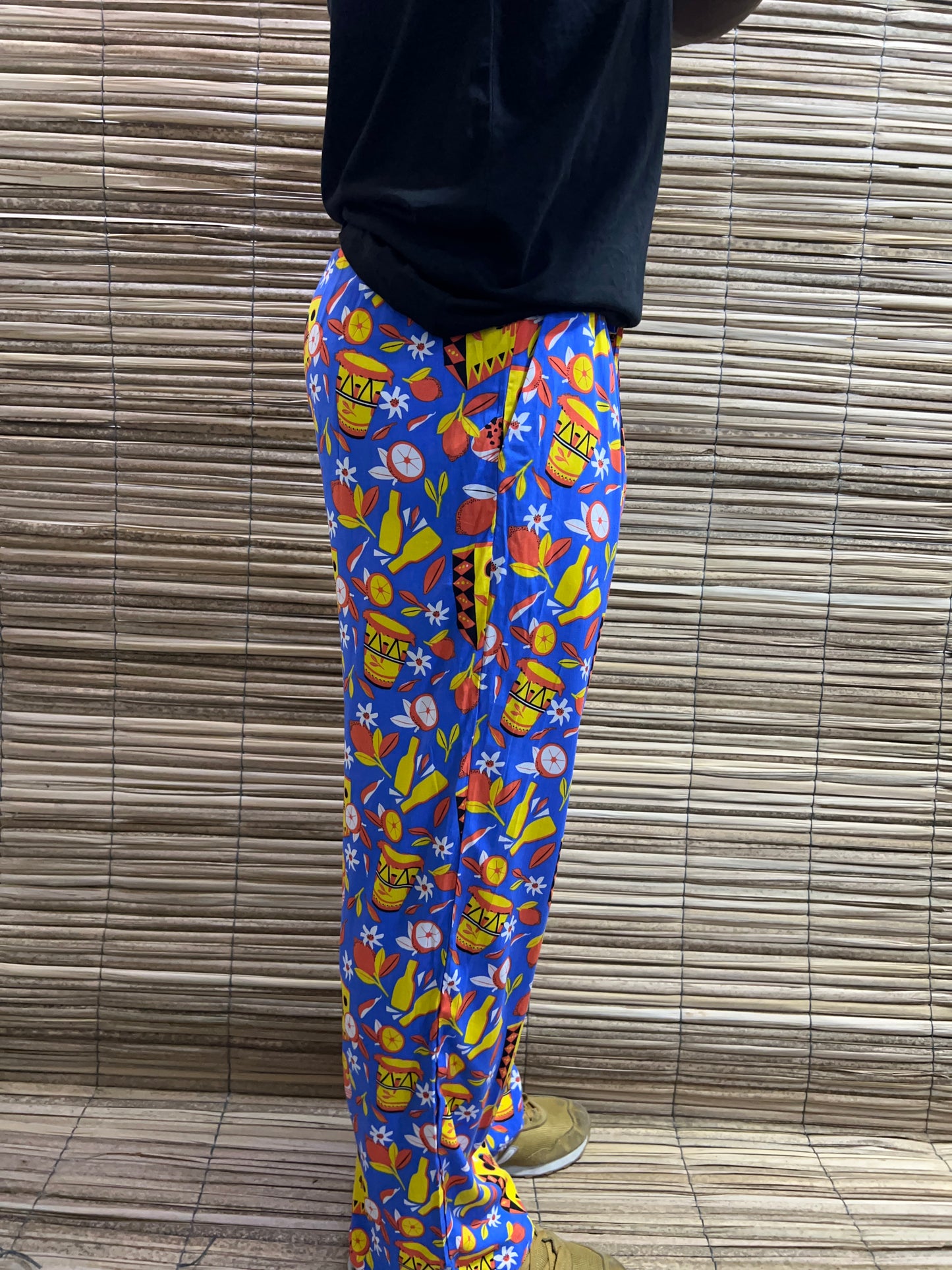 Pantalón estampado unisex Bota Ancha Diseño Sexteto