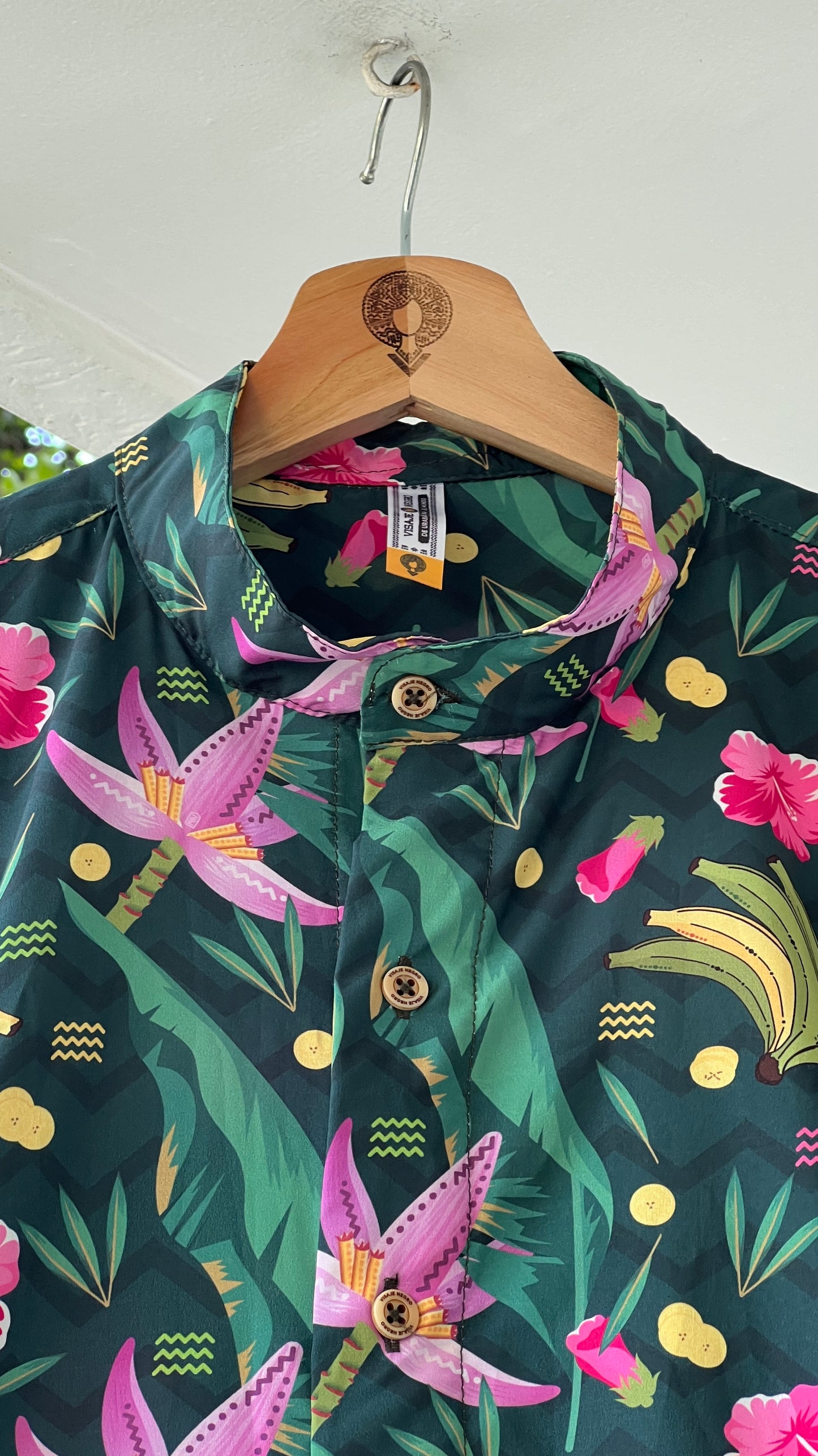 Camisa La Taja-Cuello Nerú- Ropa Afro Colombiana – diseño étnico colombiano Visaje Negro