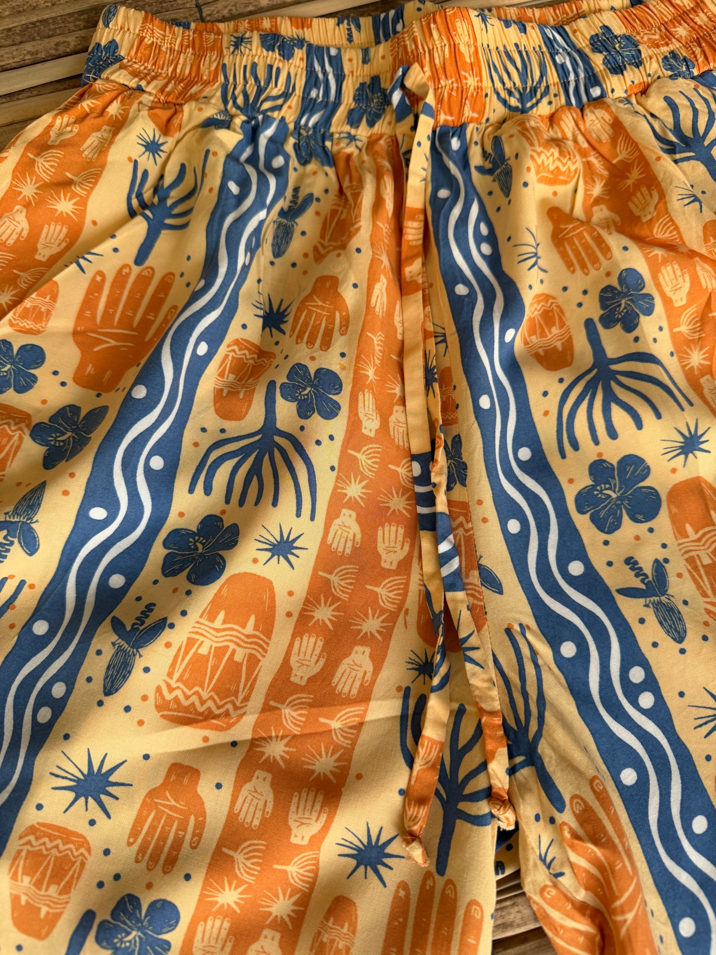 Bermuda/Short unisex estampado Bulla y pesca