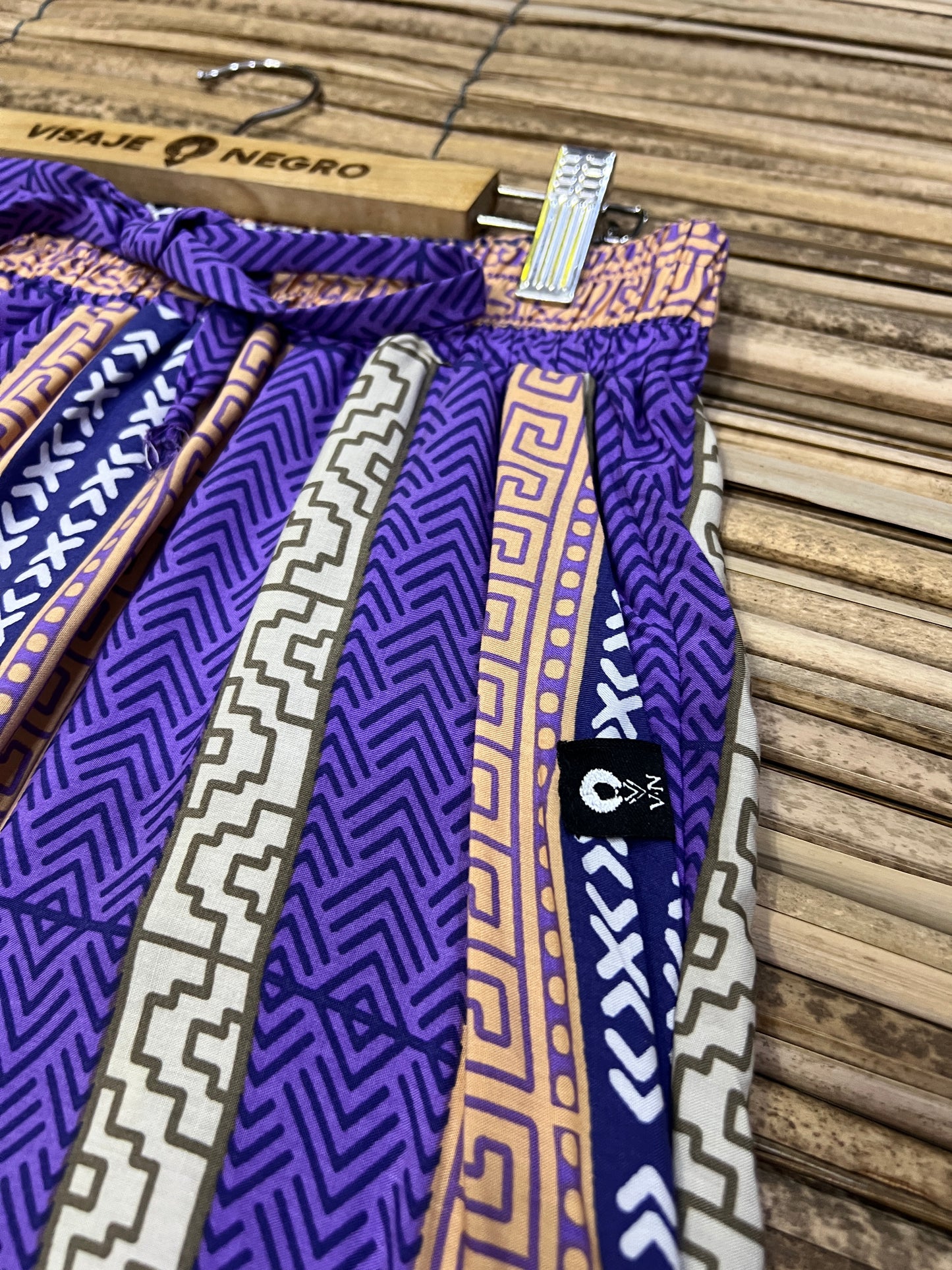 Pantalón estampado unisex Bota Ancha  Diseño Tierra Viva