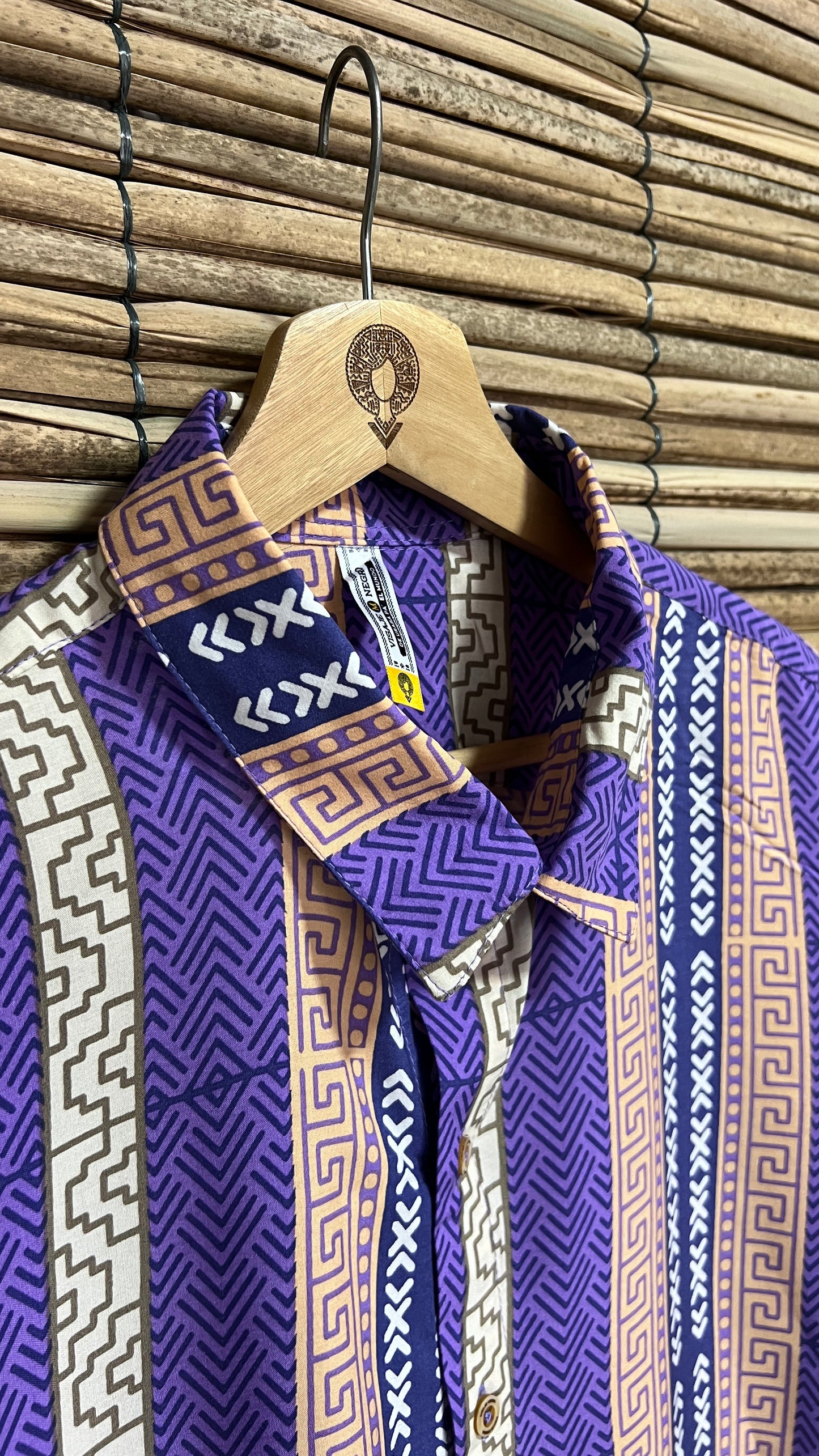Camisa Tierra Viva- Cuello Inglés- Ropa Afro Colombiana – diseño étnico colombiano Visaje Negro