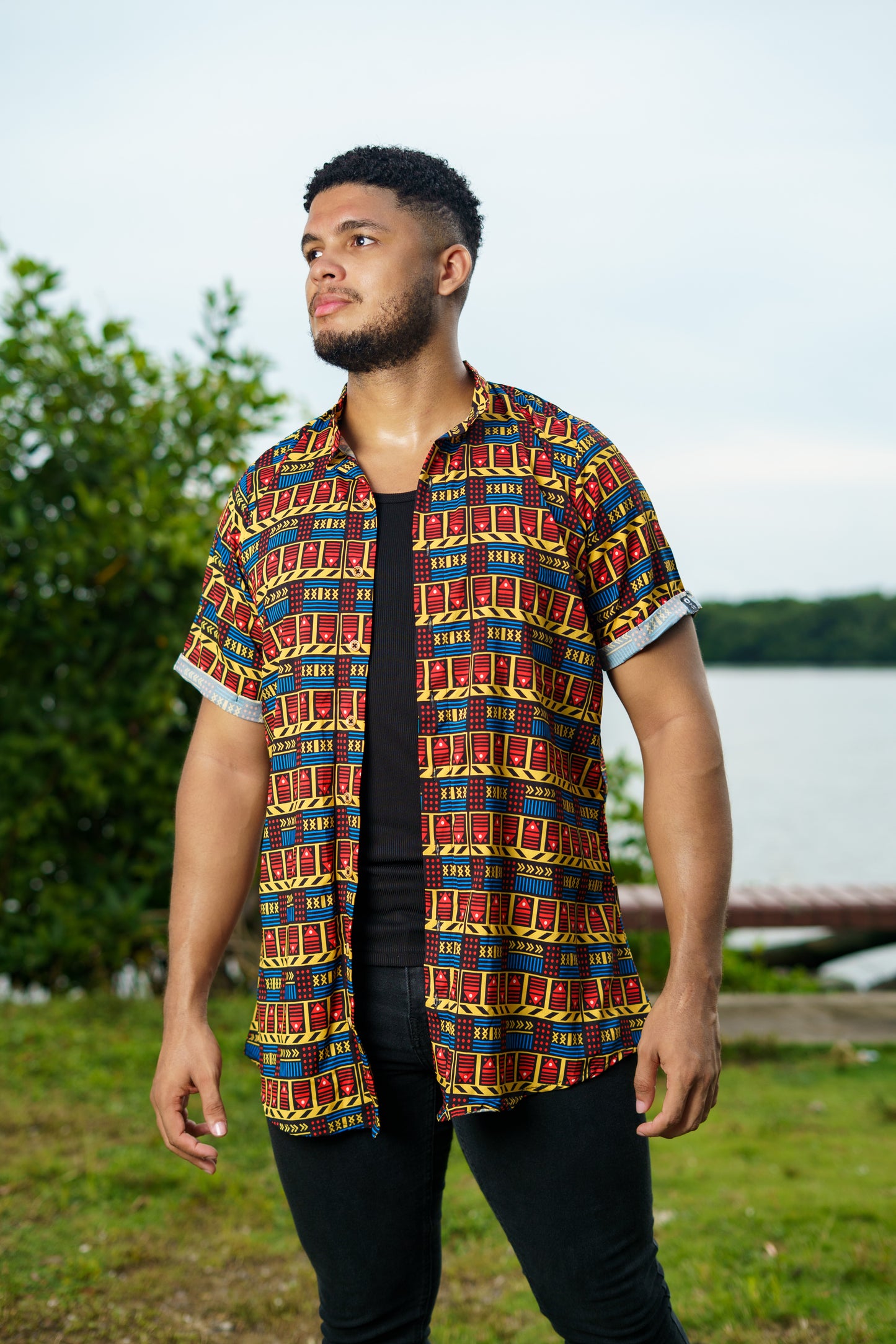 Camisón unisex. Vaivén de peces.
