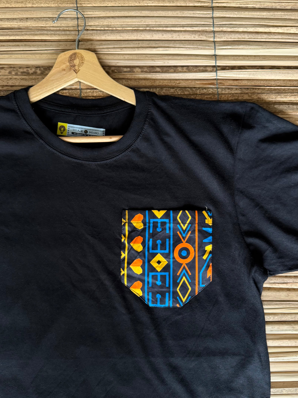 Camiseta negra talla XL bolsillo diseño El Alba