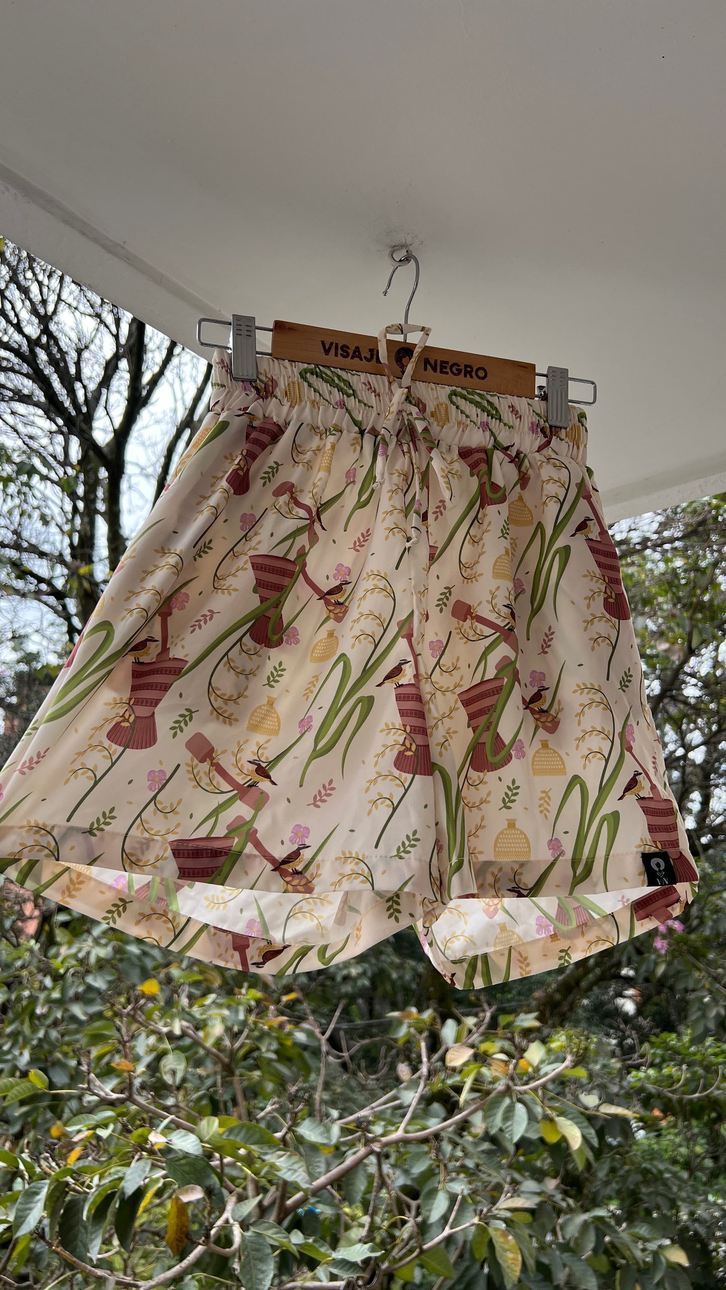 Short-mochibiris estampado Pilón – diseño étnico colombiano Visaje Negro