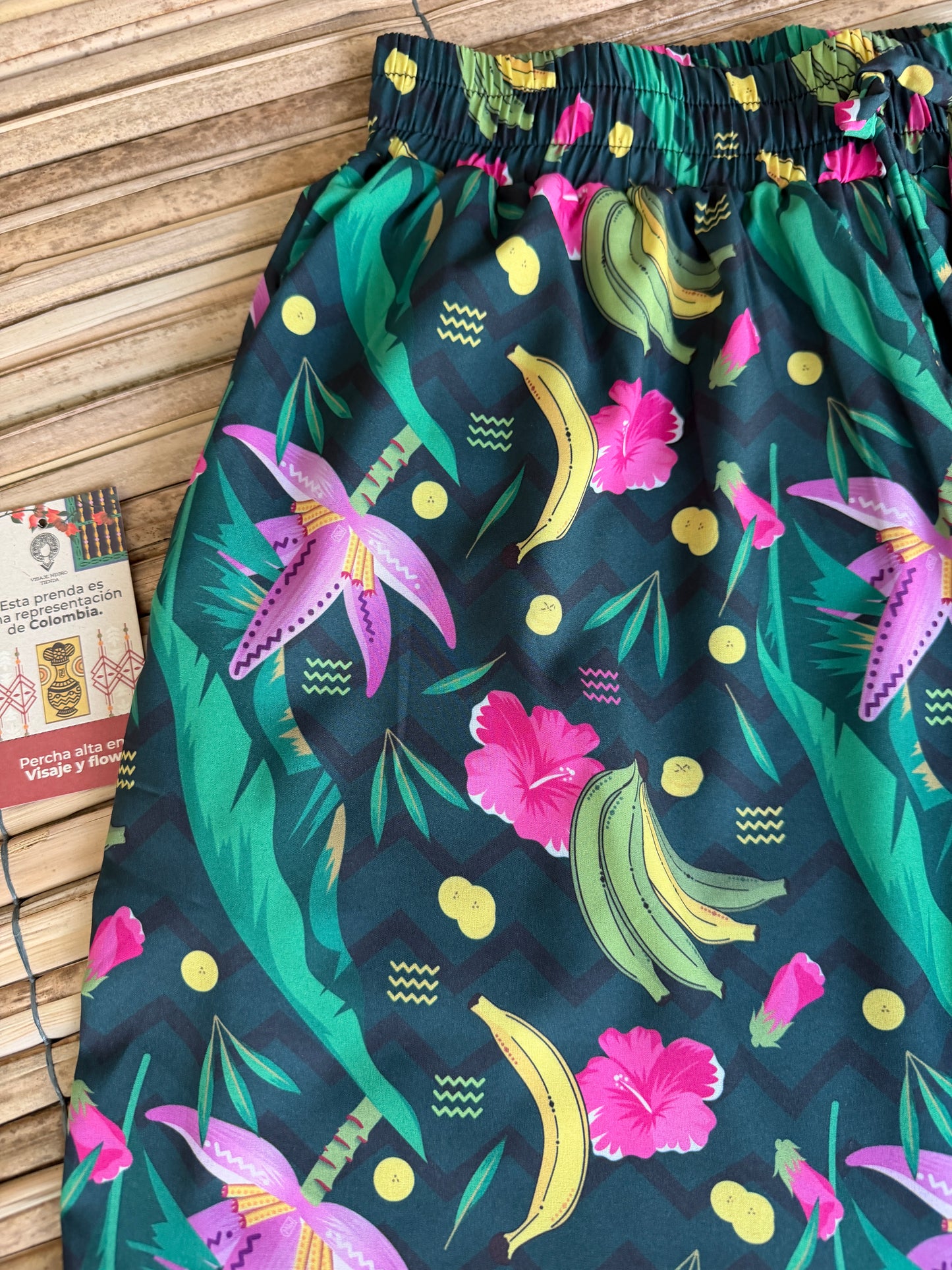 Bermuda/Short unisex Estampado La taja