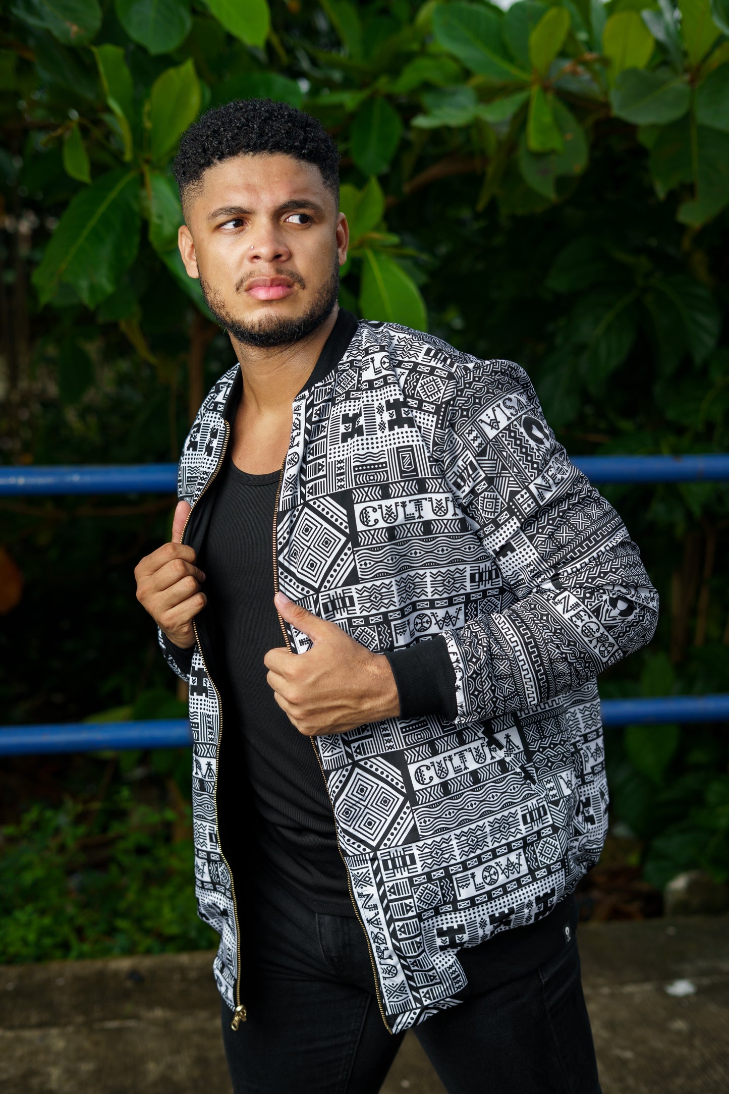 Chaqueta estampada reversible Cultura Afrofuturista