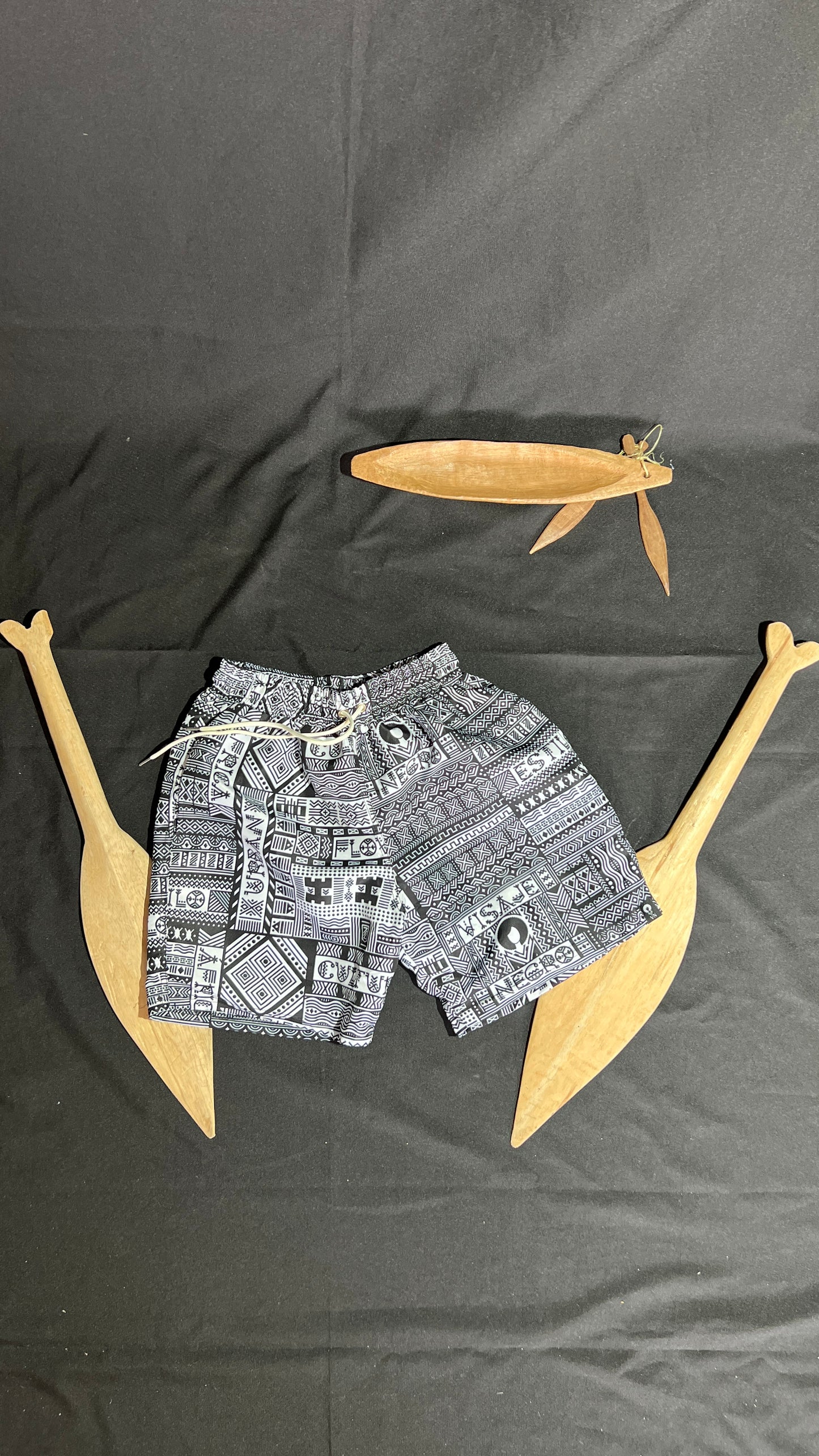 Pantaloneta de baño- cultura Afrofuturista – diseño étnico colombiano Visaje Negro