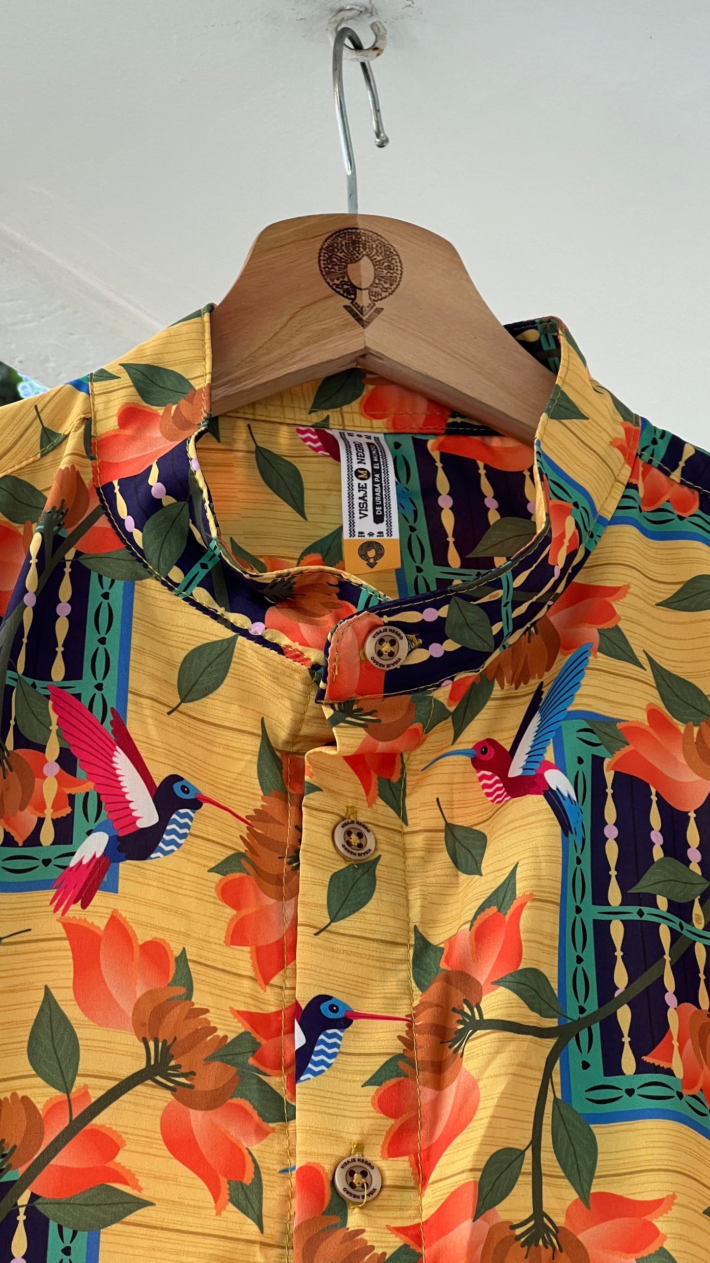 Camisa Ventana Bolillo-cuello nerú- Ropa Afro Colombiana – diseño étnico colombiano Visaje Negro