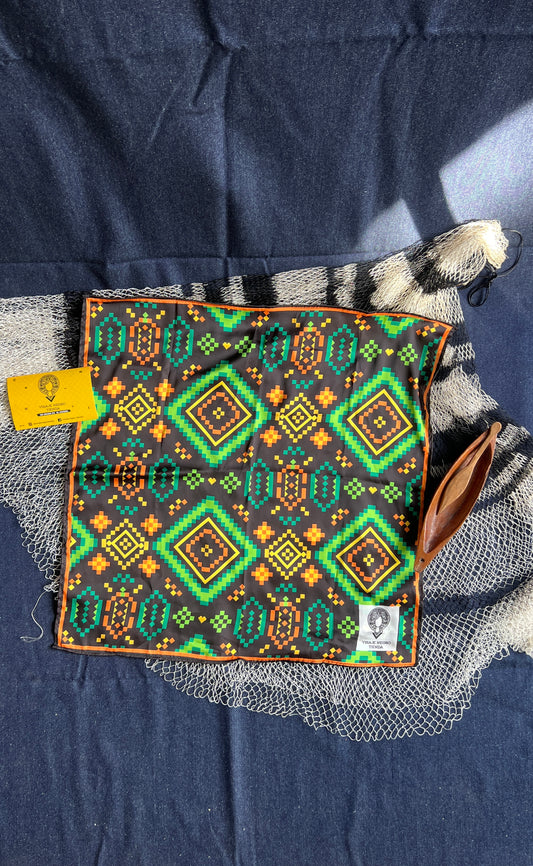 Pañuelo/Pañoleta Coloridas Rombos de Carambolo - pañuelos Colombianas – diseño étnico colombiano Visaje Negro