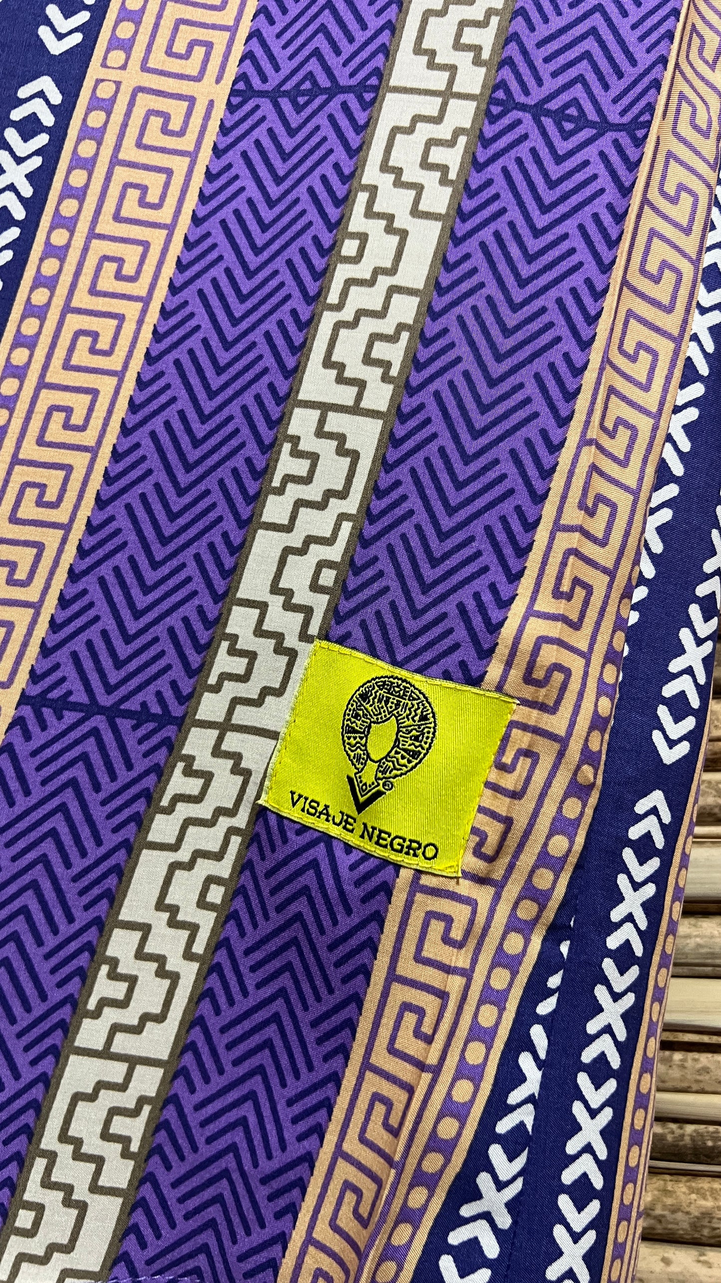 Camisa Tierra Viva- Cuello Inglés- Ropa Afro Colombiana – diseño étnico colombiano Visaje Negro