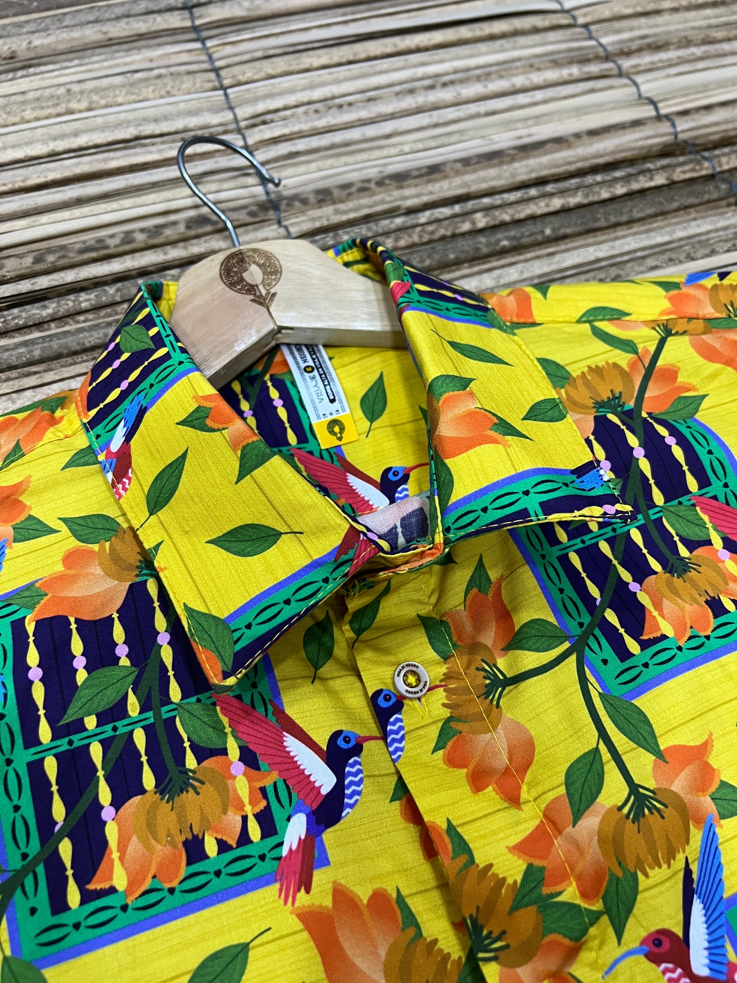 Camisa premium ALGODÓN. Ventana de bolillo con cuello inglés