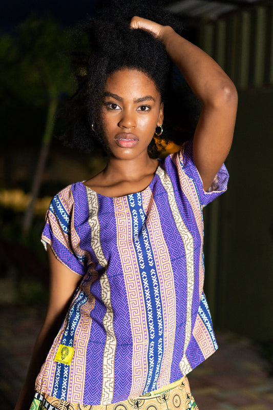 Blusa femenina estampada- Diseño Tierra Viva.