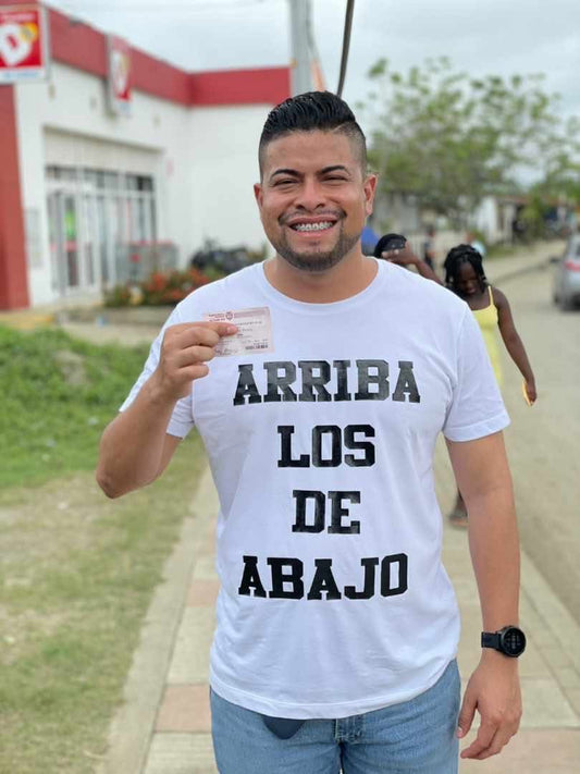 Camiseta estampada Arriba los de Abajo