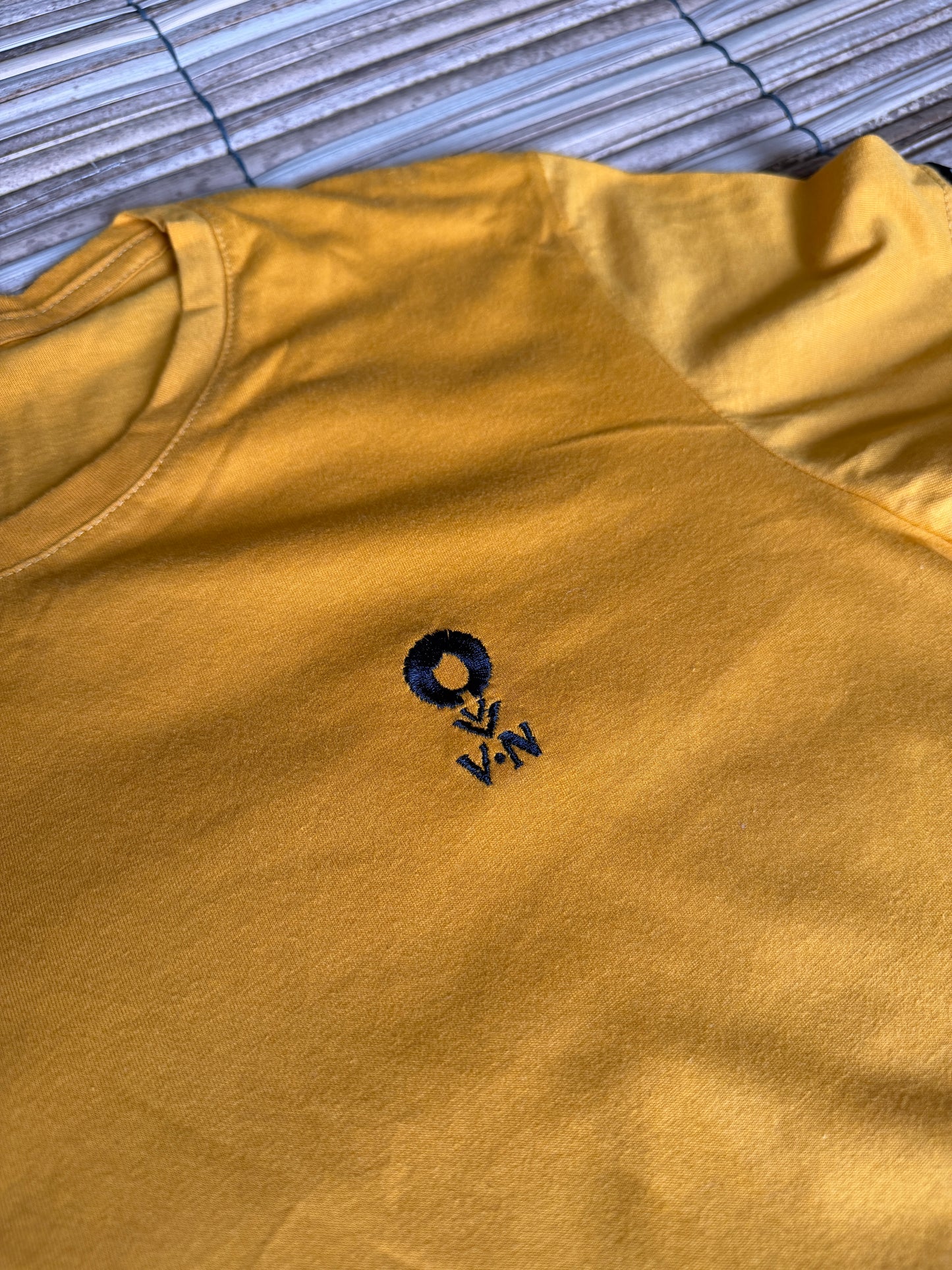 Camiseta bordado afro talla M