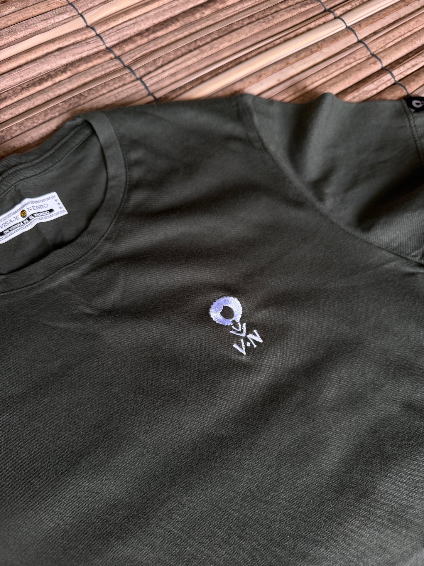 Camiseta bordado afro talla XS