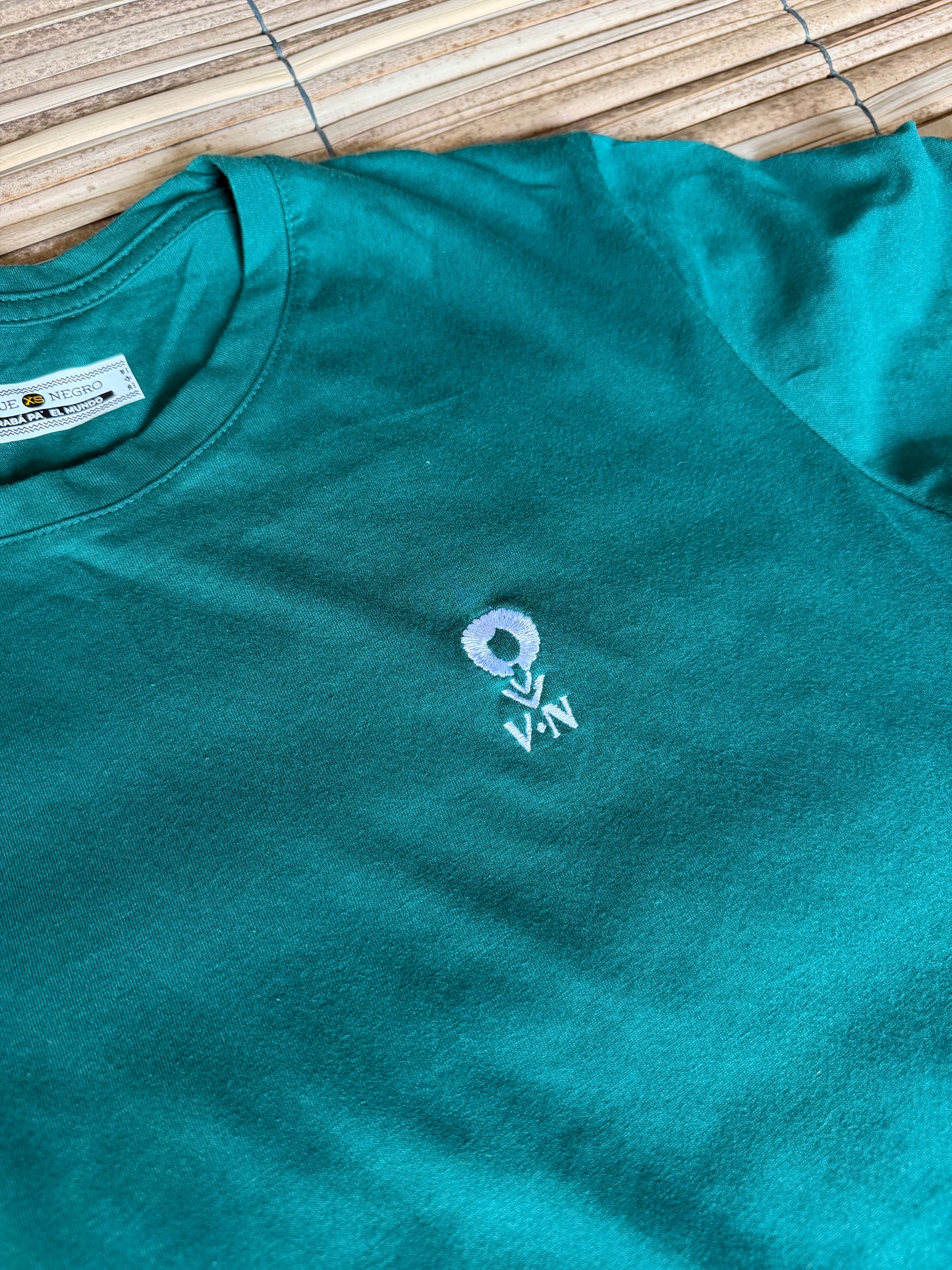 Camiseta bordado afro talla XS