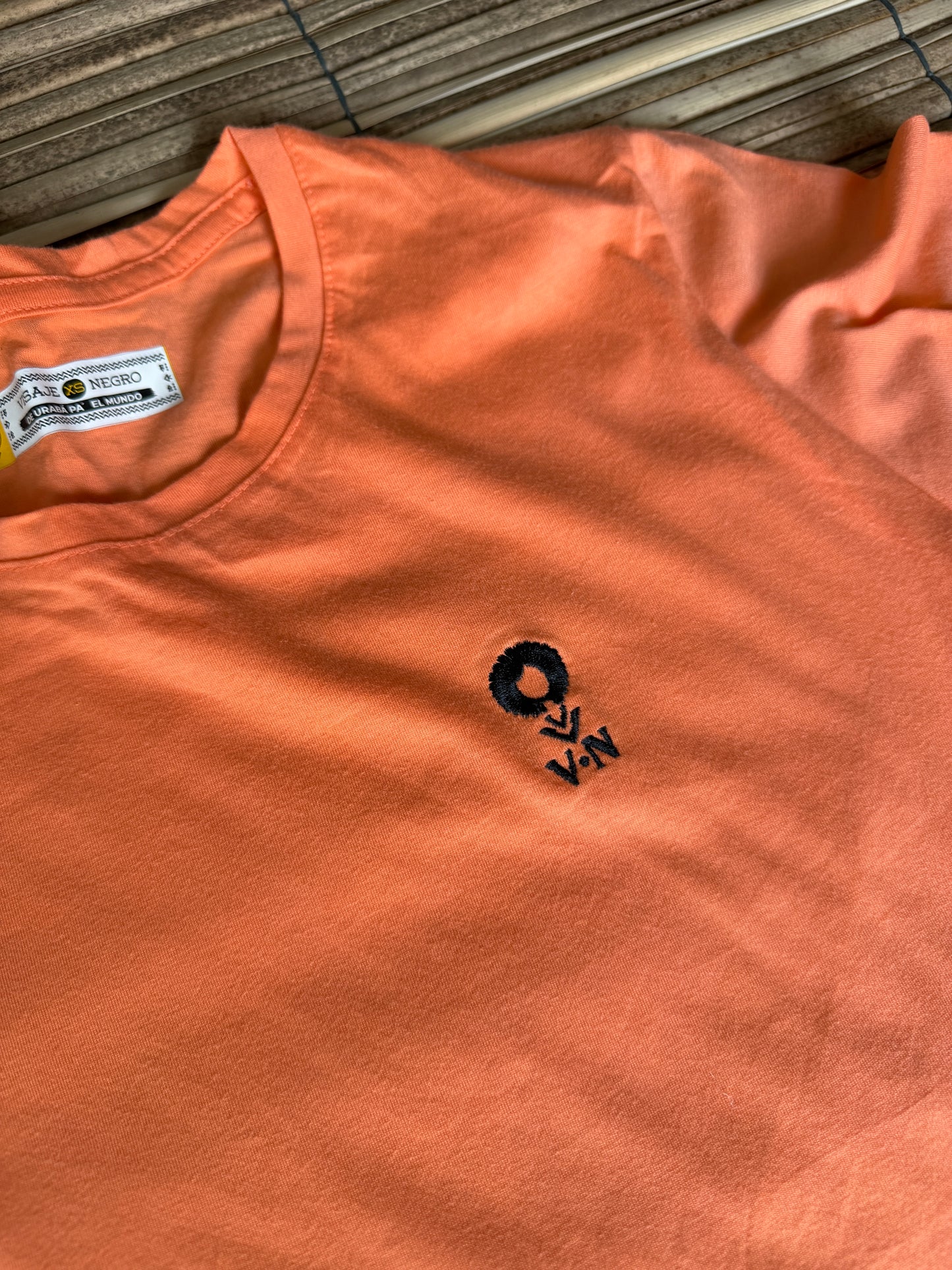 Camiseta bordado afro talla XS