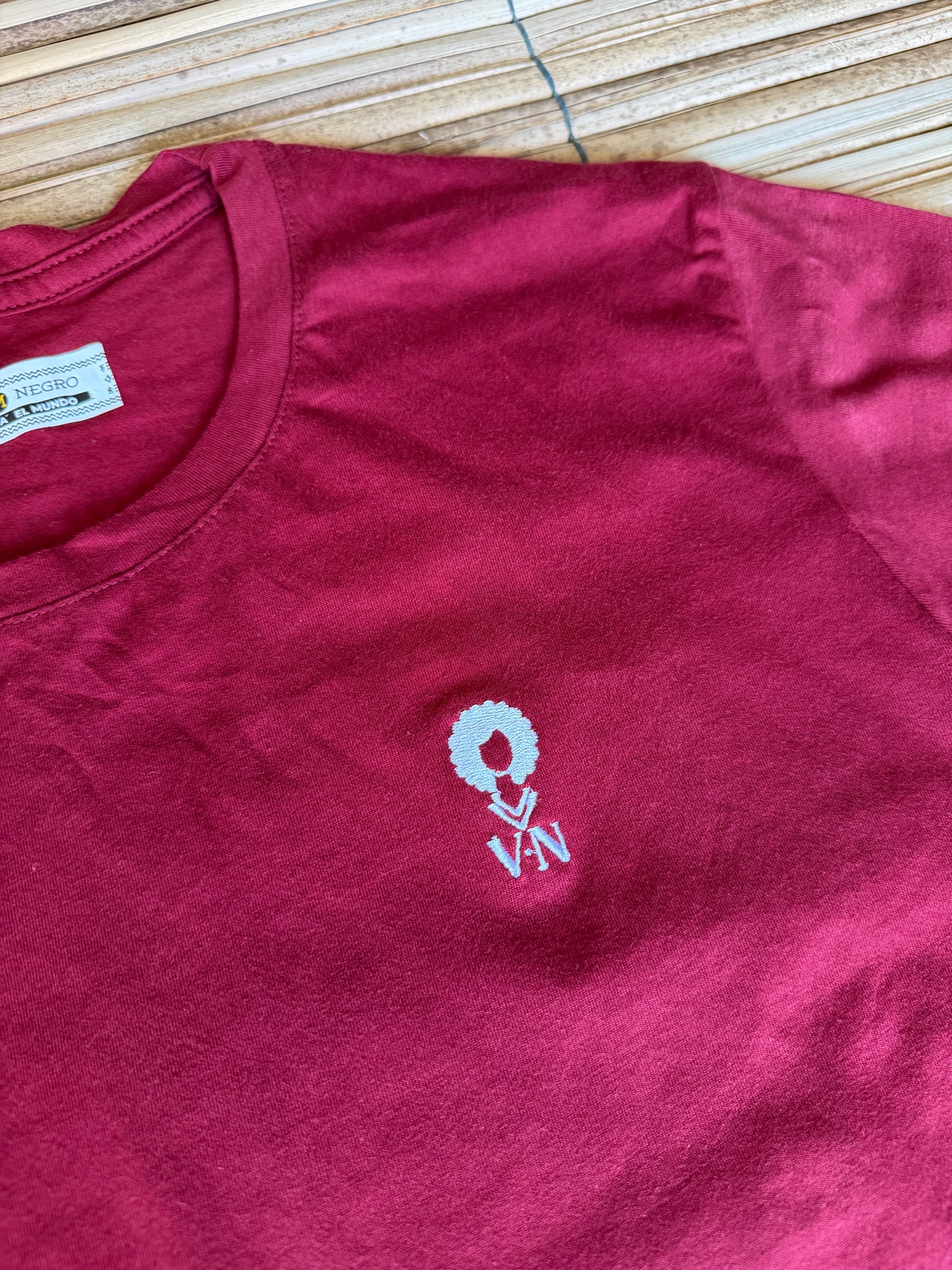 Camiseta bordado afro talla M