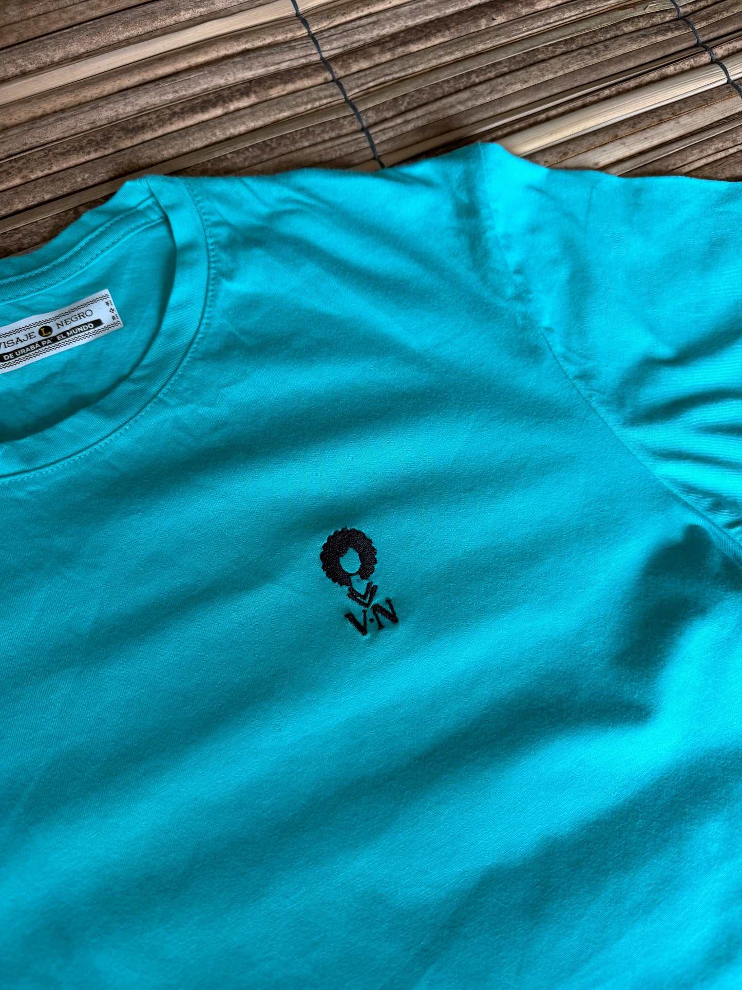Camiseta bordado afro talla L